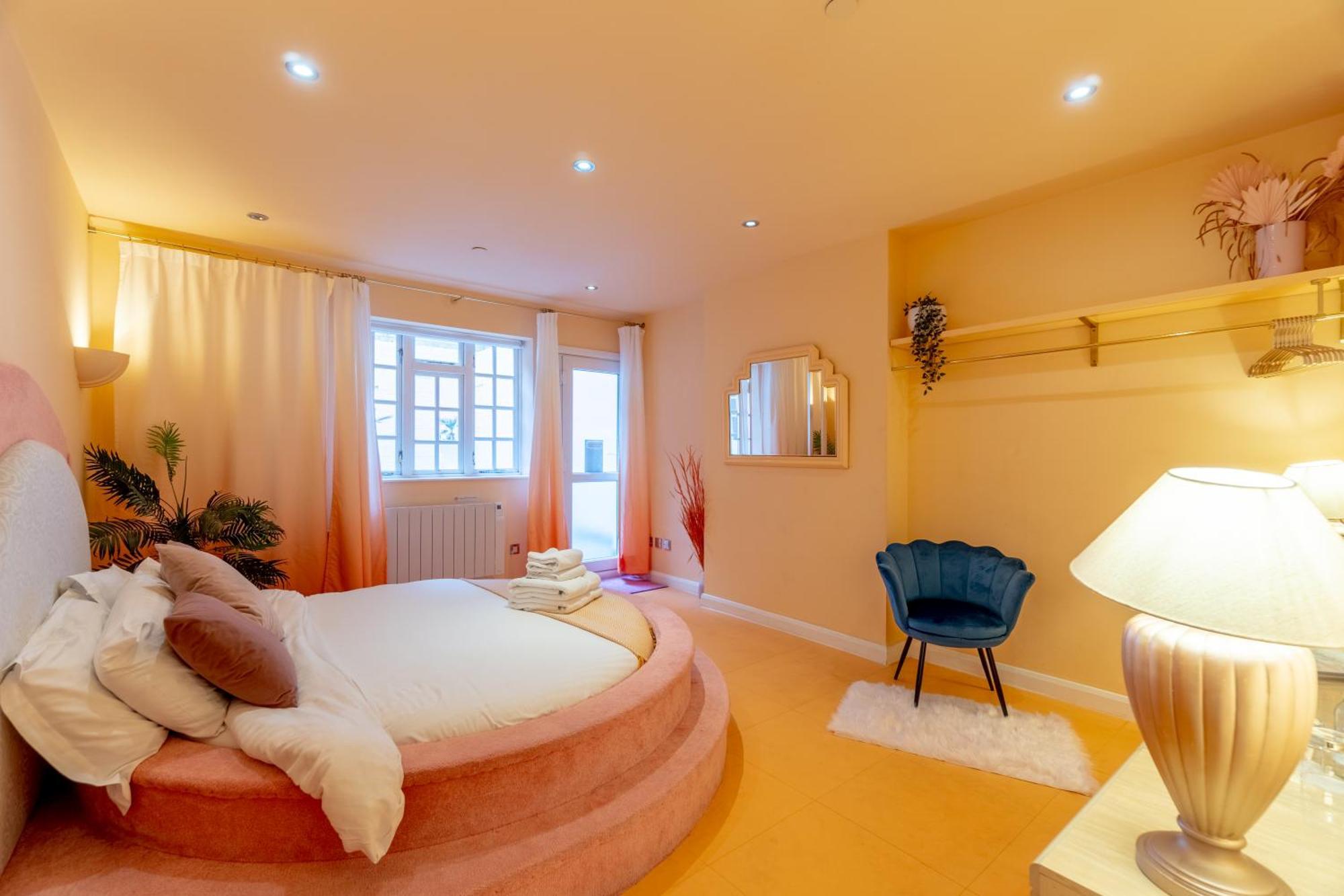 The Courtyard Suite By Margate Suites Eksteriør bilde
